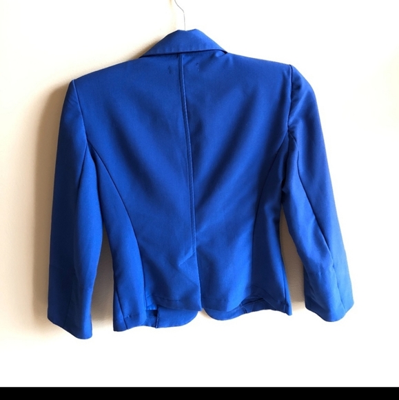 Blazer - Picture 6 of 7